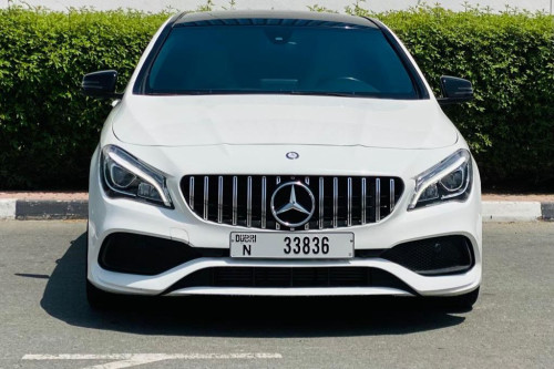 Mercedes-Benz-CLA